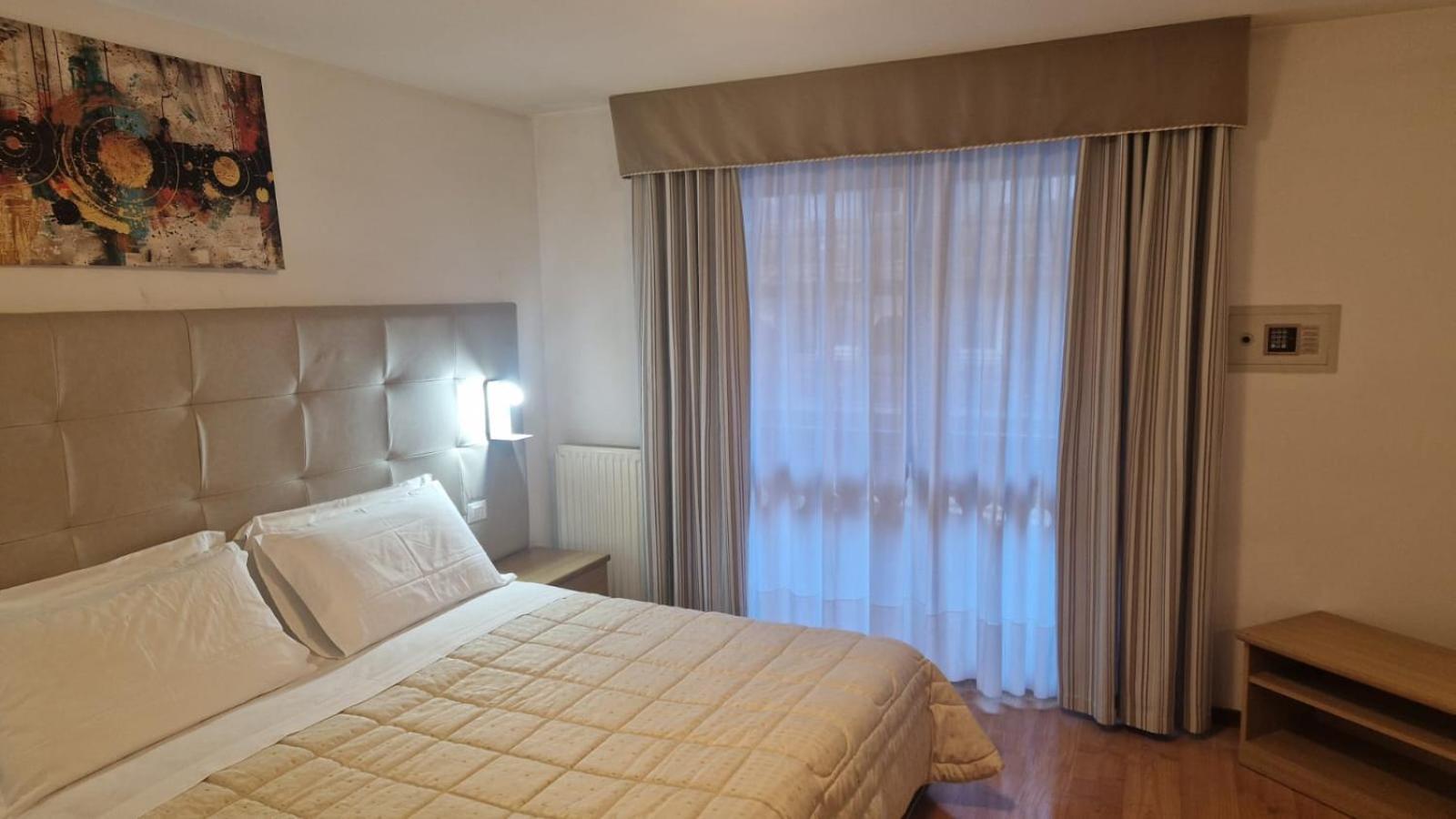 Hotel Sella Ronda Serenella Кампитело ди Фаса Екстериор снимка