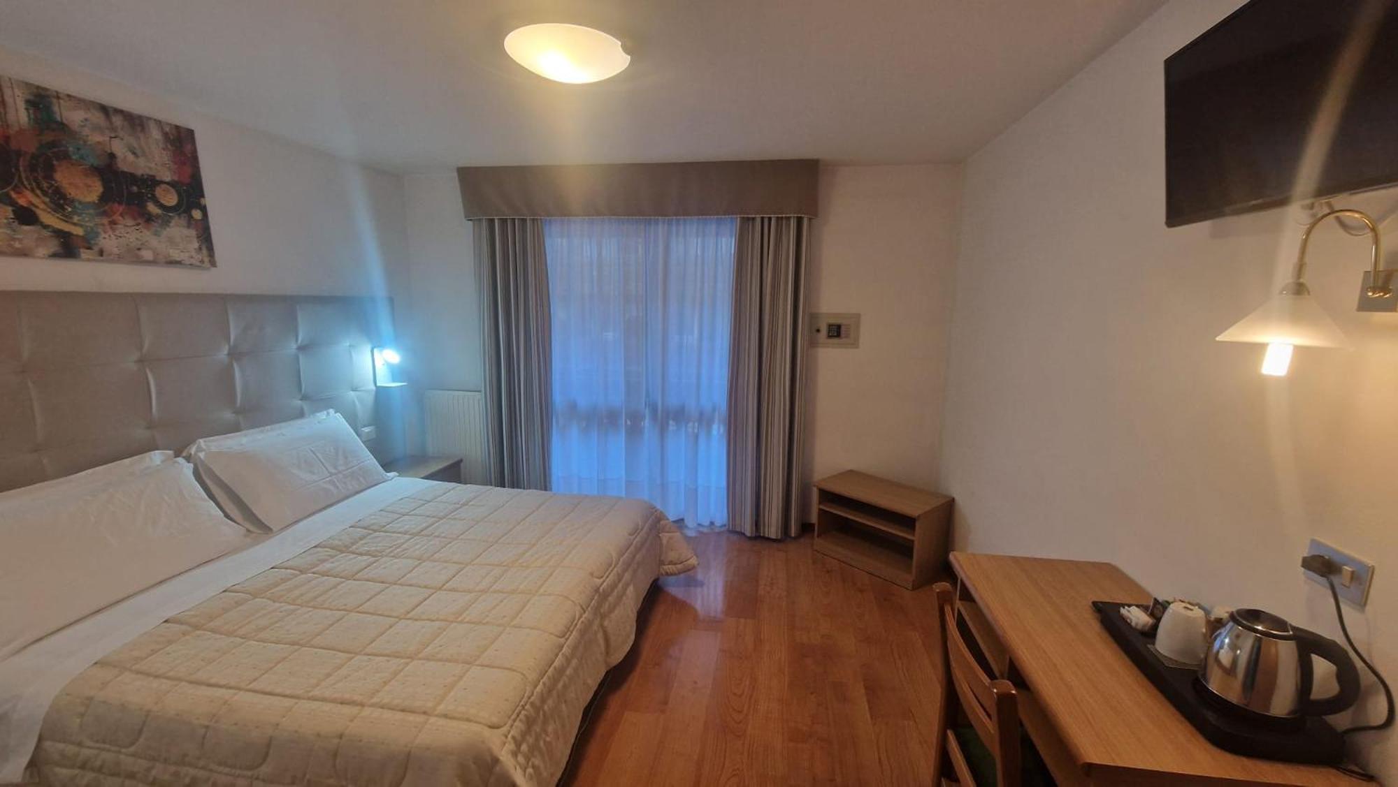 Hotel Sella Ronda Serenella Кампитело ди Фаса Екстериор снимка