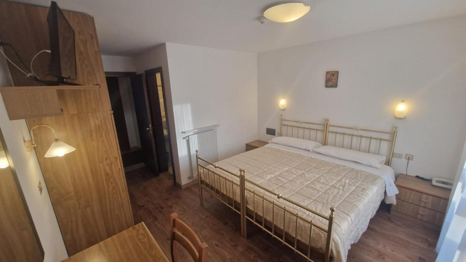 Hotel Sella Ronda Serenella Кампитело ди Фаса Екстериор снимка